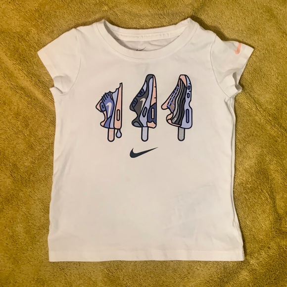 Nike Other - NIKE The Nike Tee shirt